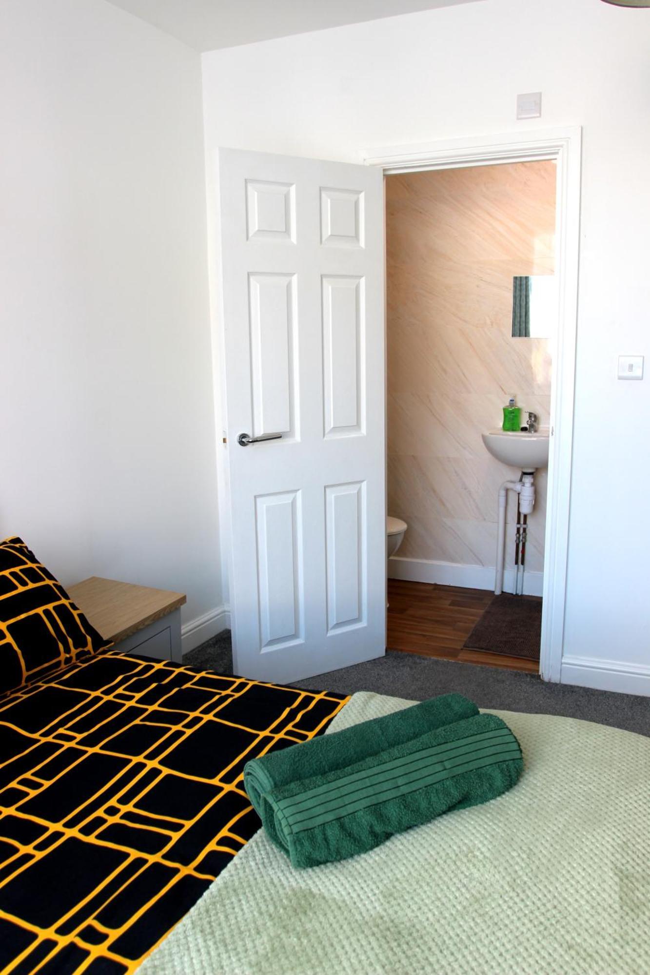 House Share With Few Ensuite Rooms Near Southmead بريستول المظهر الخارجي الصورة